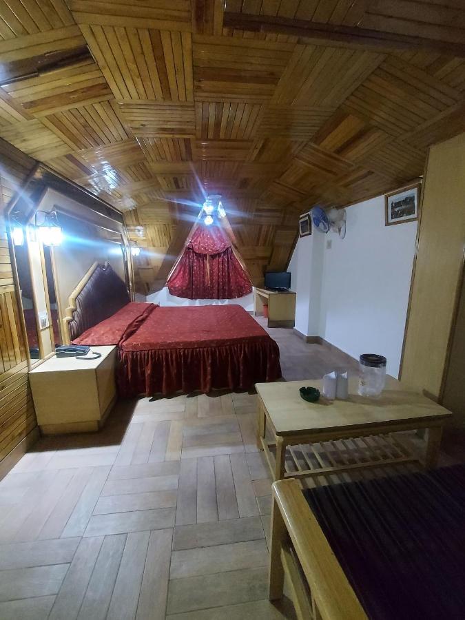 Brightland Hotel Shimla Bagian luar foto