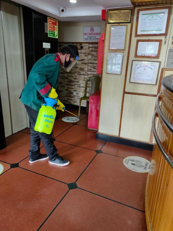 Brightland Hotel Shimla Bagian luar foto